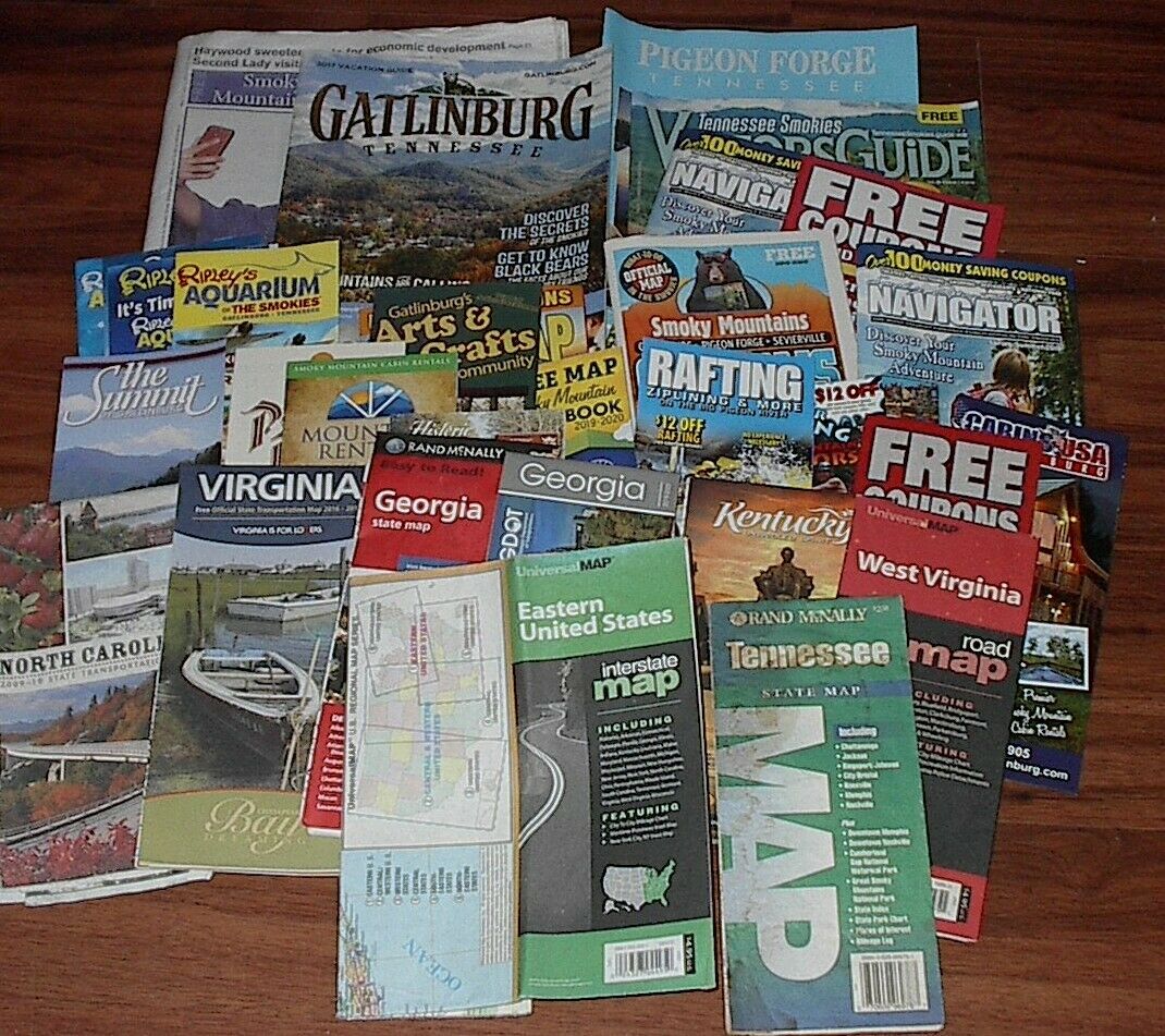 Lot (31) Old Tourist Travel Vacation Attractions Brochures State Road Maps/etc.