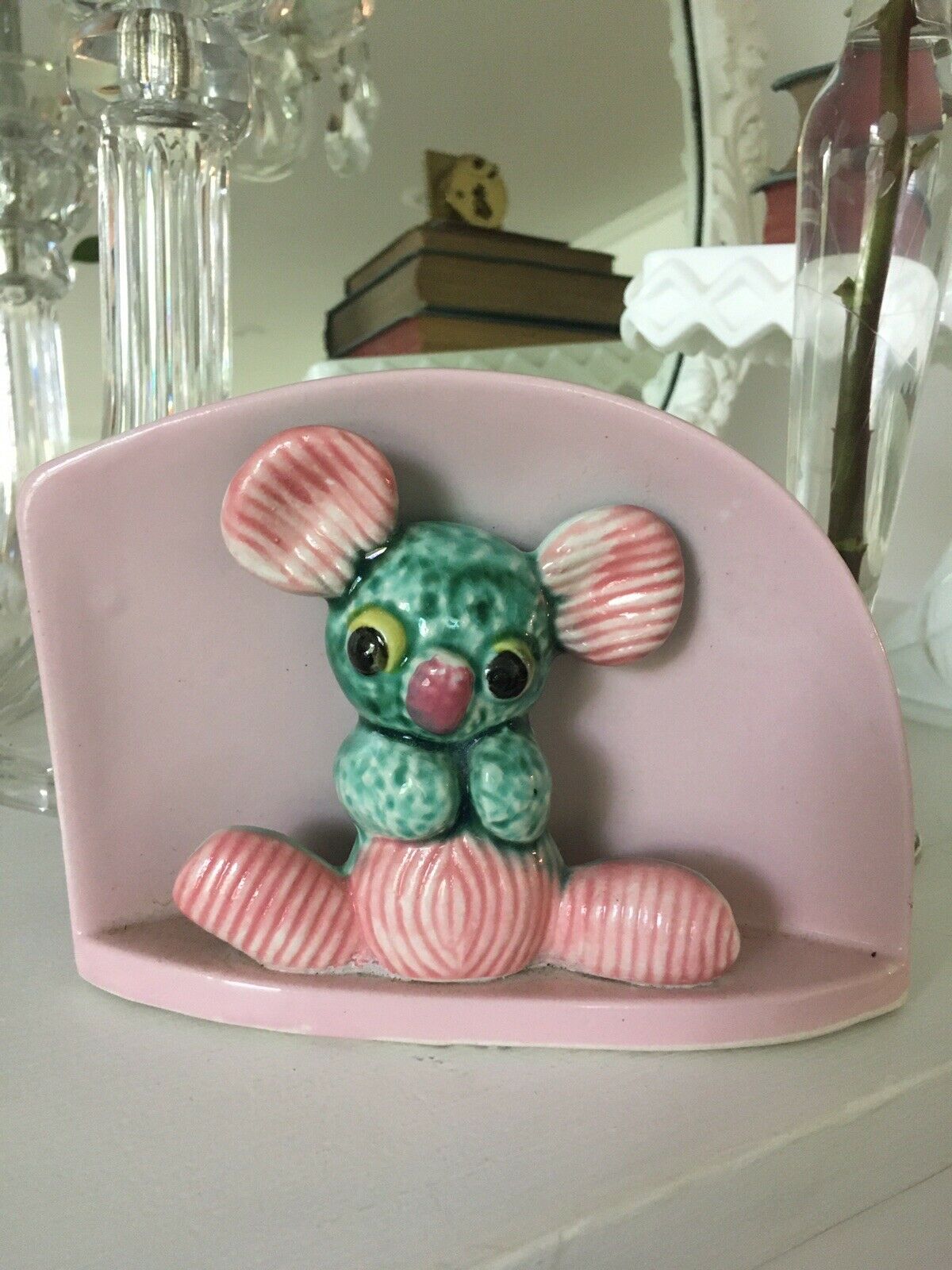 VTG Pink & Green Glazed MOUSE Wall Pocket Big Eyed CHILDS Storybook Fairy Kei