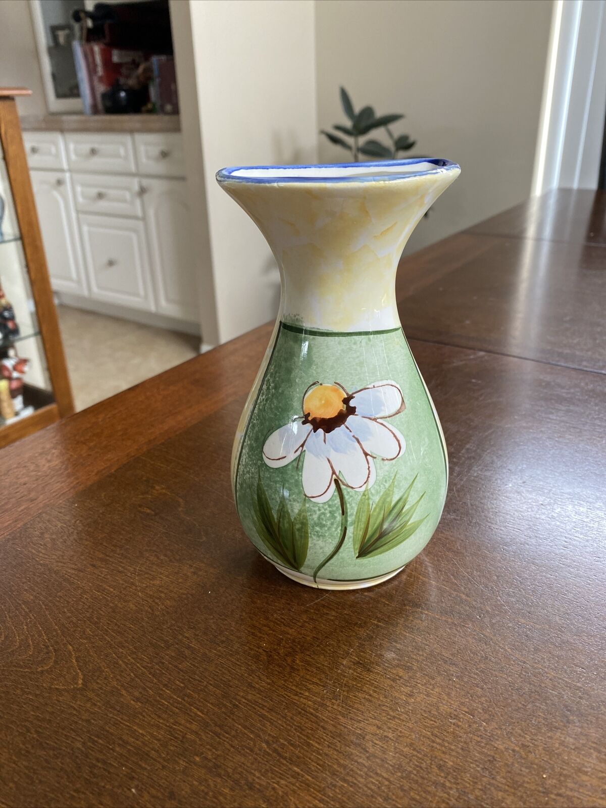 Vintage Ceramic Wall Pocket Vase 7”x5” Hand Painted